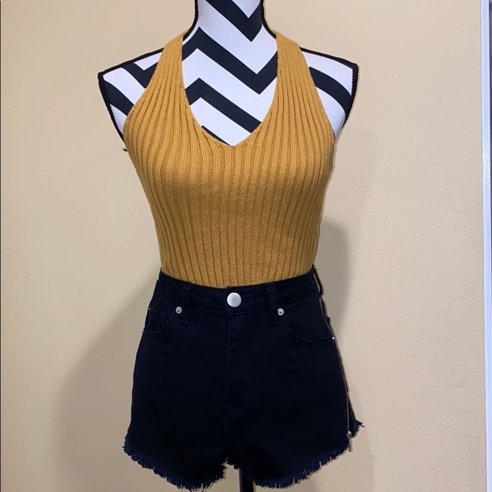 High Waisted Black Denim Shorts (size M)